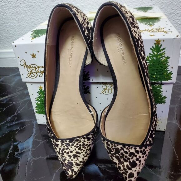 Banana republic  leopard print flat - Picture 1 of 5